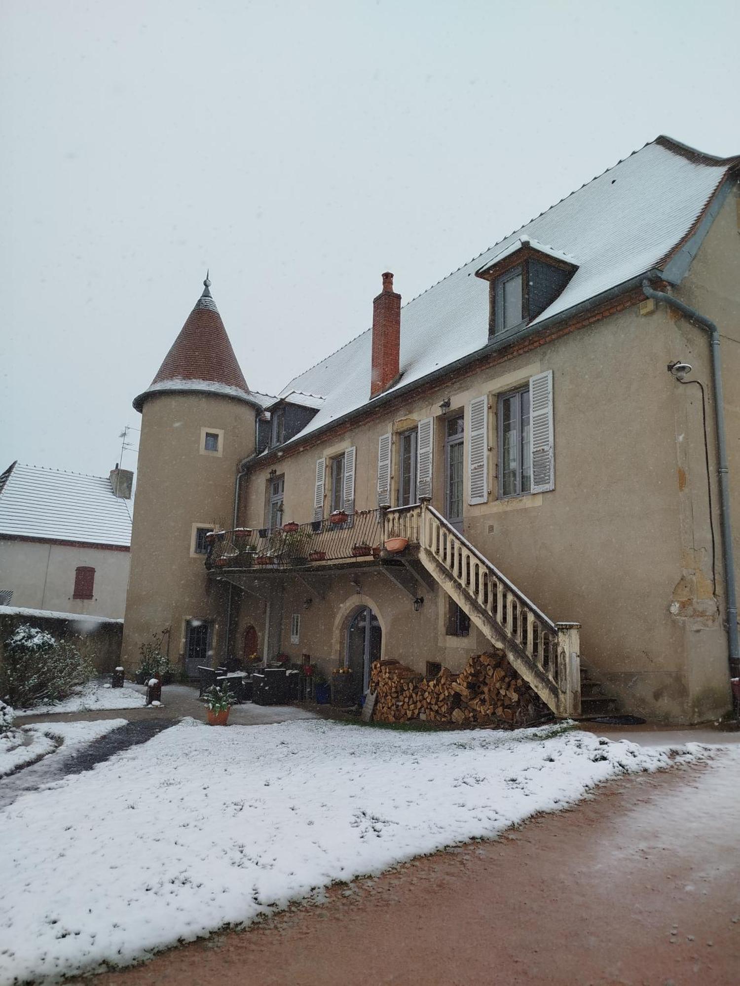 Chateau Besson Desertines  Exterior foto